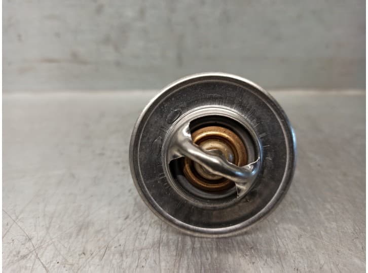 Recambio de termostato para audi 80 (811/813) referencia OEM IAM 52782K 2