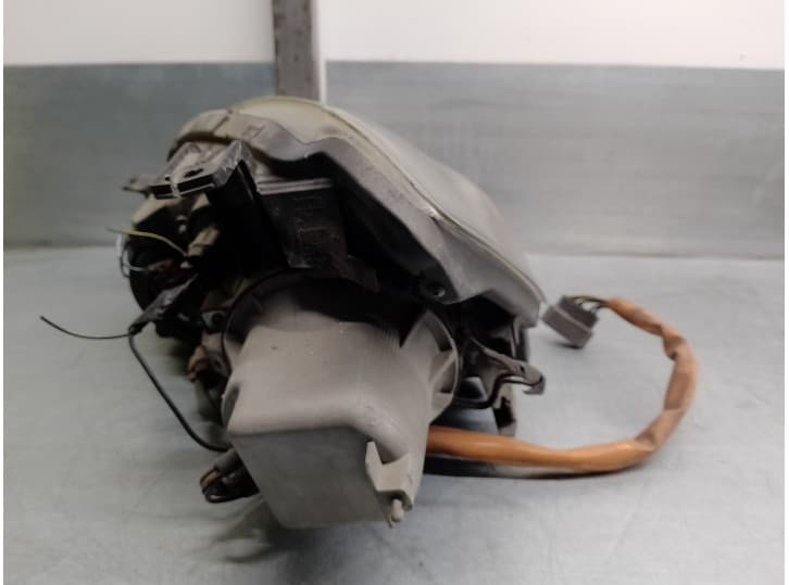 Recambio de faro derecho para nissan altima referencia OEM IAM 26010ZB925  4 PUERTAS 5