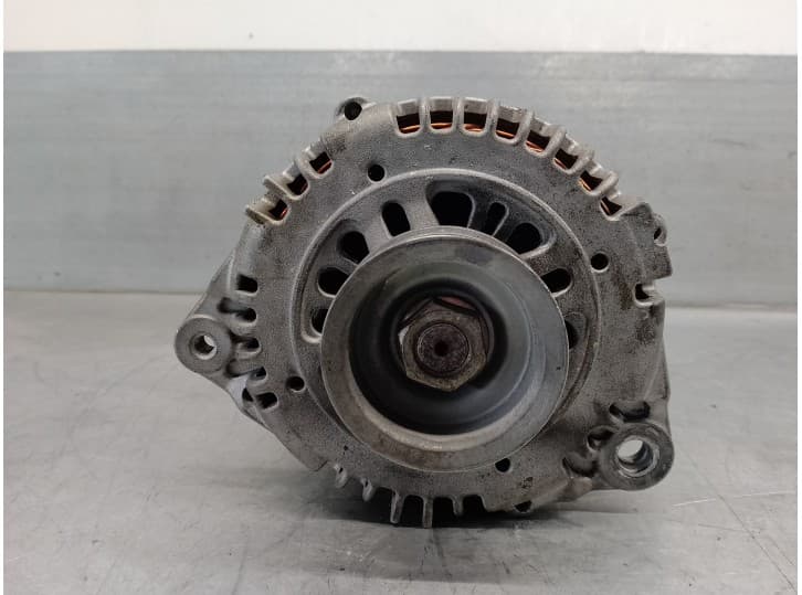 Recambio de alternador para nissan altima referencia OEM IAM 231008J10B  HITACHI