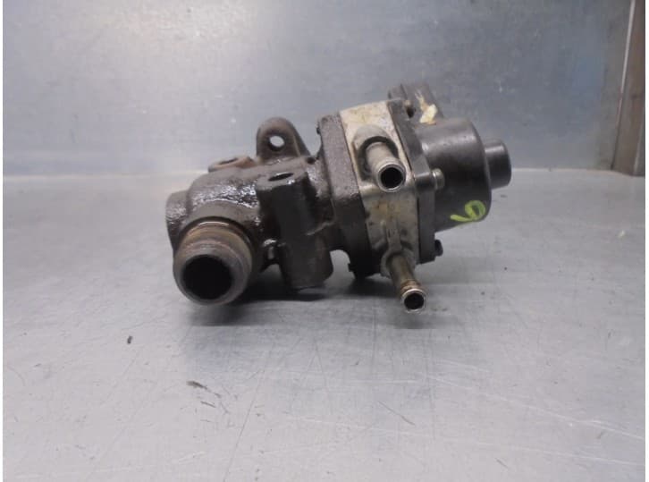Recambio de valvula egr para nissan altima referencia OEM IAM 147107Y000 2