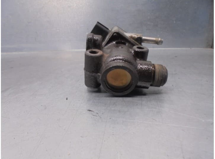 Recambio de valvula egr para nissan altima referencia OEM IAM 147107Y000 4