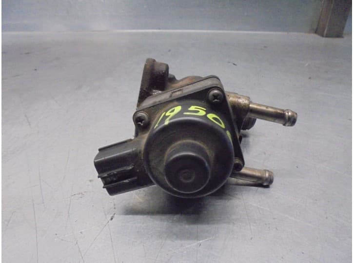 Recambio de valvula egr para nissan altima referencia OEM IAM 147107Y000 5