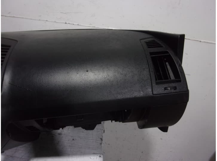 Recambio de salpicadero para nissan altima referencia OEM IAM 68200ZB011 NEGRO 4