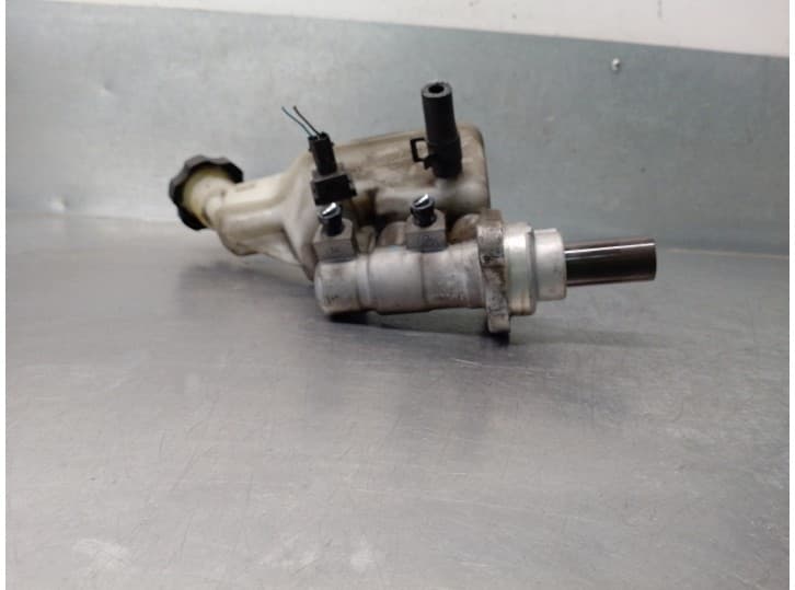 Recambio de bomba freno para hyundai i40 i (vf) 1.7 crdi referencia OEM IAM 585103Z000 6