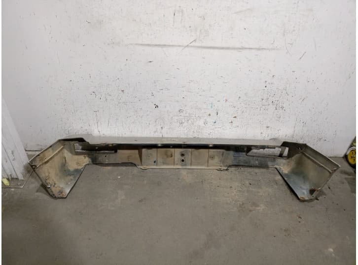 Recambio de paragolpes trasero para santana 300/350 1.6 hdi 4x4 referencia OEM IAM 9HX 6