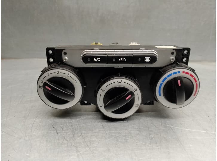 Recambio de mando climatizador para hyundai i10 i (pa) 1.2 referencia OEM IAM 972500X0304