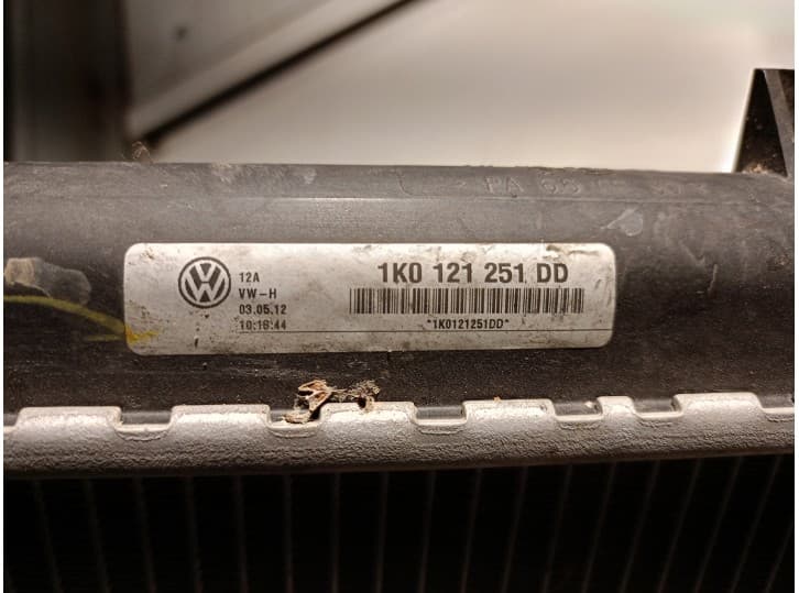 Recambio de radiador agua para seat leon (1p1) 1.6 tdi referencia OEM IAM 1K0121251DD 2
