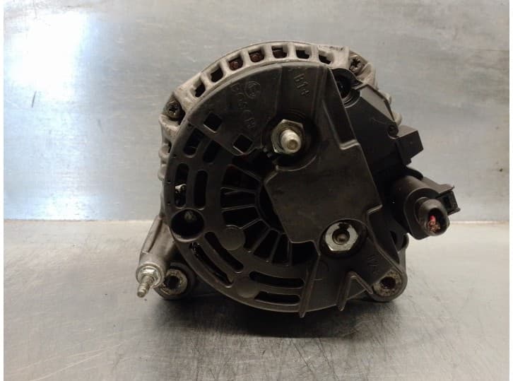 Recambio de alternador para volvo s80 i (184) 2.5 tdi referencia OEM IAM 8111122 8111122 3