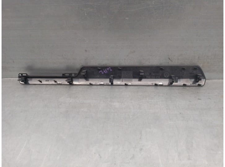 Recambio de moldura para volkswagen tiguan (ad1, ax1) 2.0 tdi referencia OEM IAM 5NB858418 2