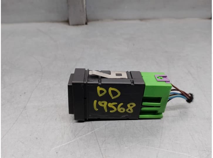 Recambio de interruptor para skoda superb i (3u4) 1.9 tdi referencia OEM IAM 3U0963563 3
