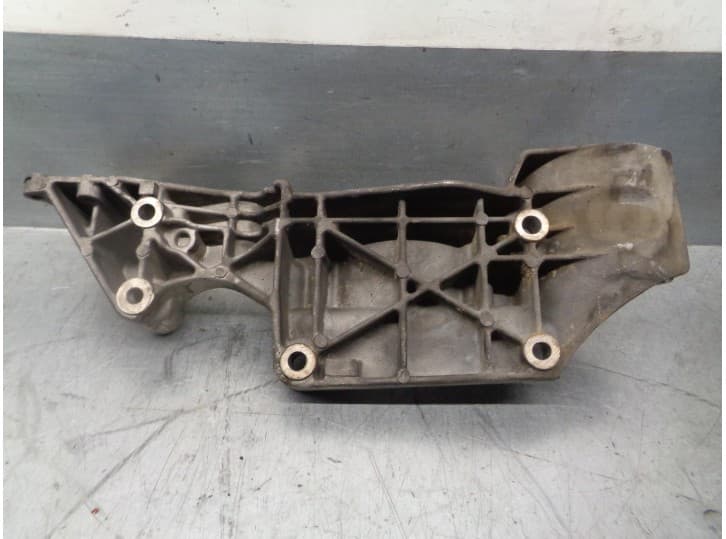 Recambio de soporte alternador para audi a3 (8l1) 1.8 t referencia OEM IAM 06A903143H 2