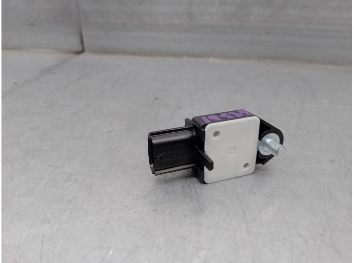 Recambio de sensor impacto para lexus is ii (_e2_) 220d (ale20) referencia OEM IAM 8983102020 2