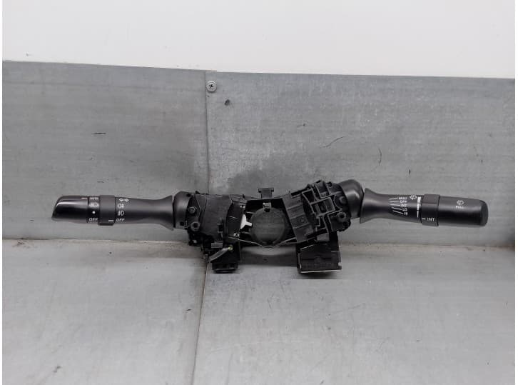 Recambio de mando luces para lexus is ii (_e2_) 220d (ale20) referencia OEM IAM 8465230541