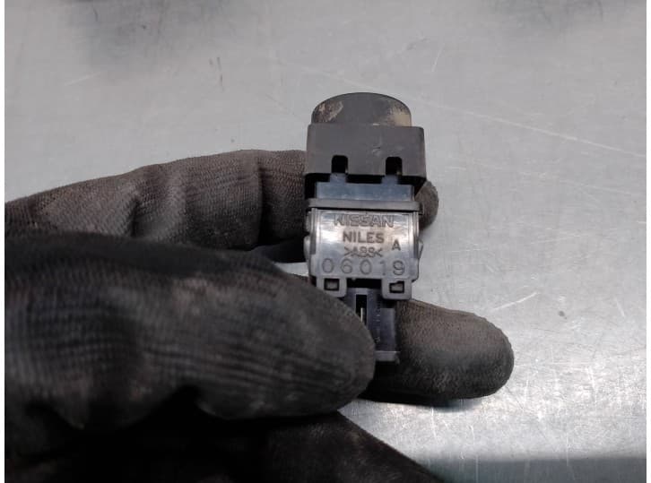 Recambio de interruptor para nissan 370z coupé (z34) 3.7 referencia OEM IAM 06019 4