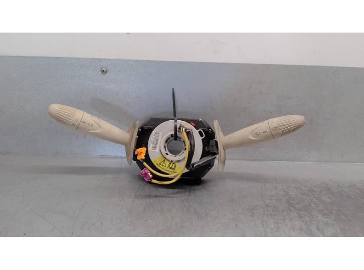 Recambio de mando luces para fiat 500 (312_) 1.2 (312axa1a) referencia OEM IAM 7354724640