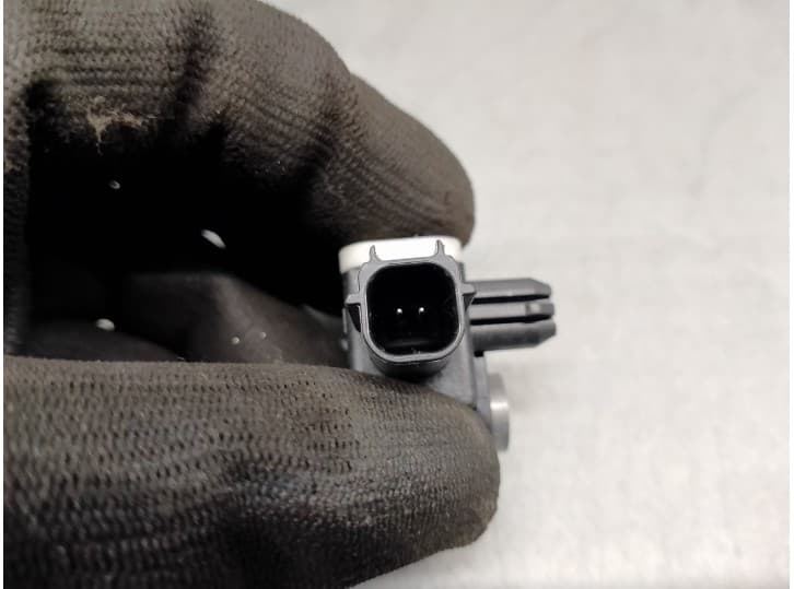 Recambio de sensor airbag para volvo v60 i (155) d3 / d4 referencia OEM IAM 8V4T14B006AA 3
