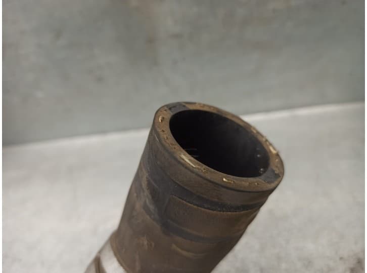 Recambio de tubo para toyota auris (_e18_) 1.8 hybrid (zwe186_) referencia OEM IAM 165720T180 3