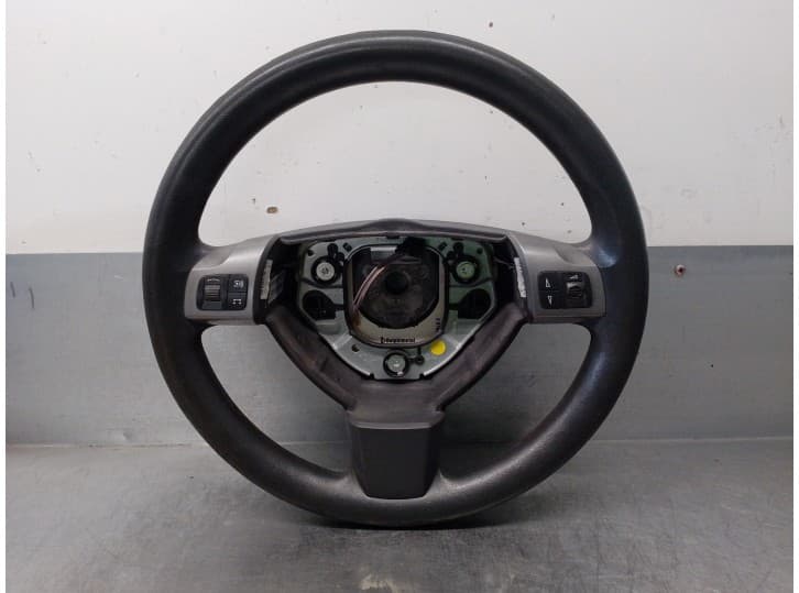 Recambio de volante para opel astra h (a04) 1.6 (l48) referencia OEM IAM 13111340 13126750