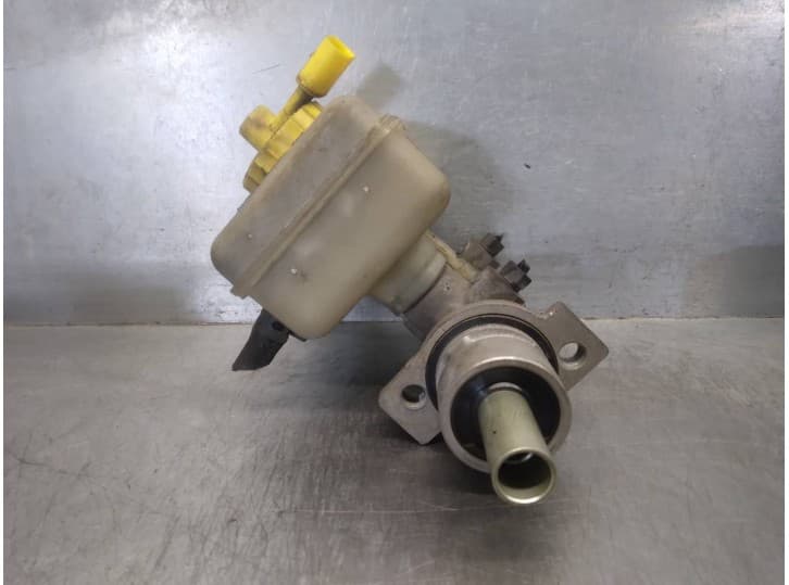 Recambio de bomba freno para volkswagen bora i (1j2) 1.9 tdi referencia OEM IAM L481402 2