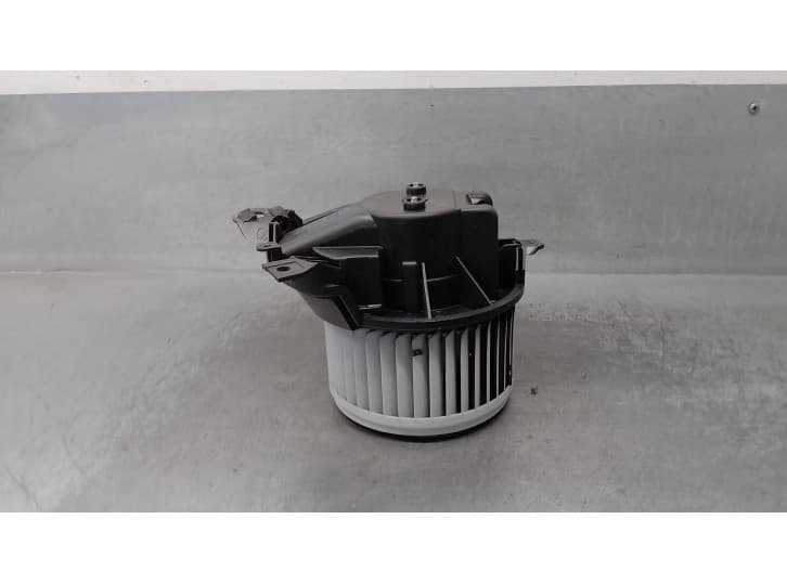 Recambio de motor calefaccion para fiat 1100-1900 (101_) 1100 referencia OEM IAM 77366856