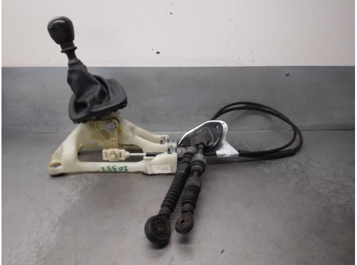 Recambio de palanca cambio para hyundai i30 (fd) 1.4 referencia OEM IAM 437002R020XP