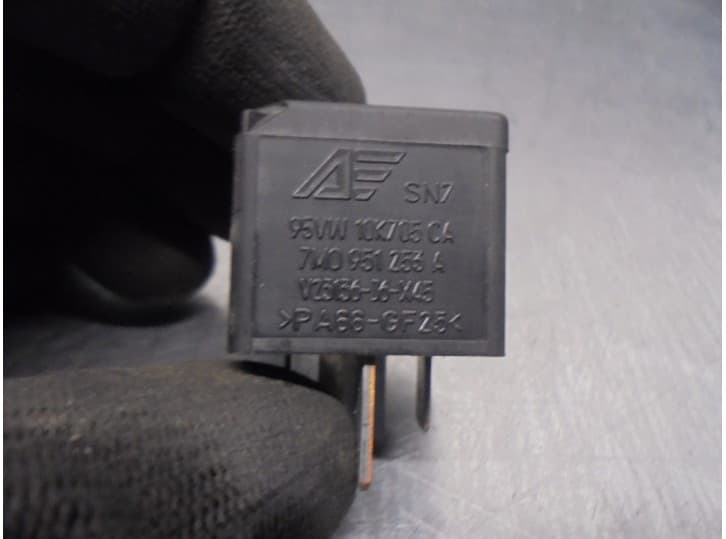 Recambio de rele para seat cordoba (6k1, 6k2) 1.9 tdi referencia OEM IAM 7M0951253A 3
