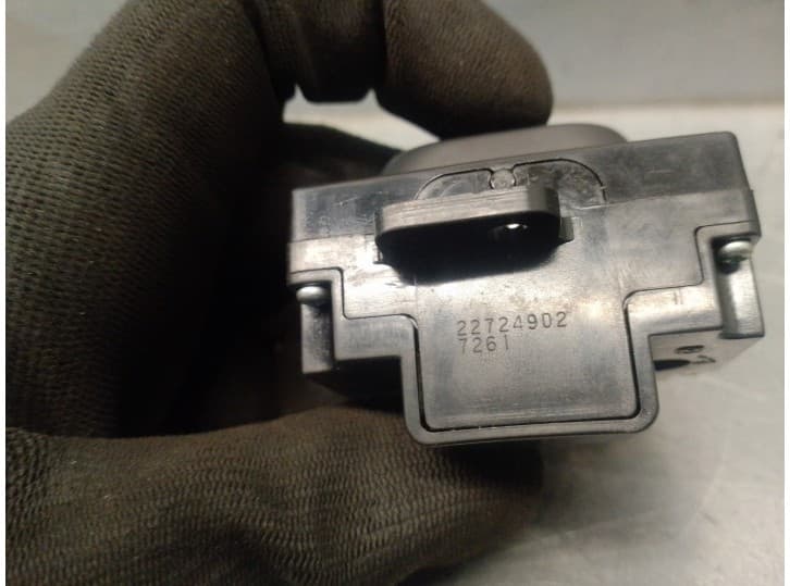 Recambio de mando limpia para chevrolet hhr 2.4 referencia OEM IAM 22724902 22724902 5