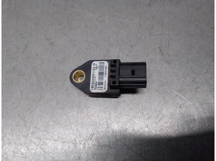 Recambio de sensor impacto para dodge caliber 2.0 crd referencia OEM IAM P04896065AA