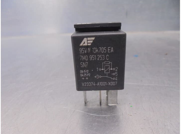 Recambio de rele para seat exeo berlina (3r2) 2.0 16v t fsi referencia OEM IAM 7M0951253C