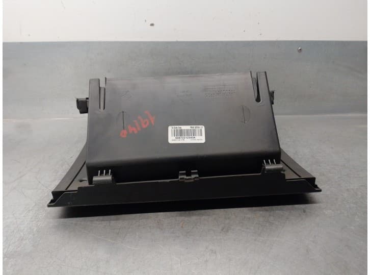 Recambio de guantera para dodge caliber 2.0 crd referencia OEM IAM 1ED791DVAA 3