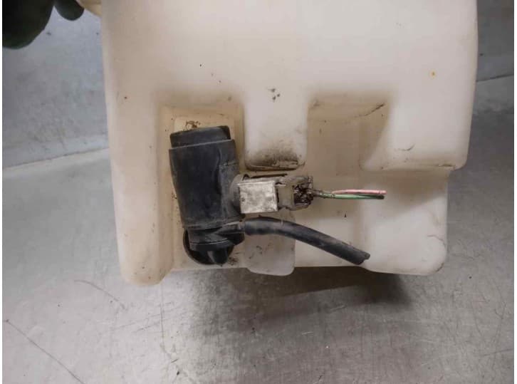 Recambio de deposito limpia para nissan primera (p10) 1.6 referencia OEM IAM 2891070J00 4