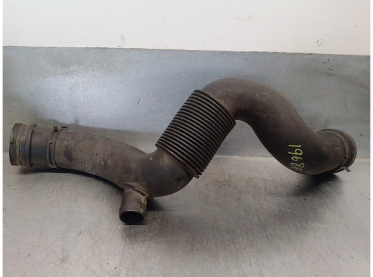 Recambio de tubo para audi a2 (8z0) 1.6 fsi referencia OEM IAM 8Z0129627D 8Z0129627D