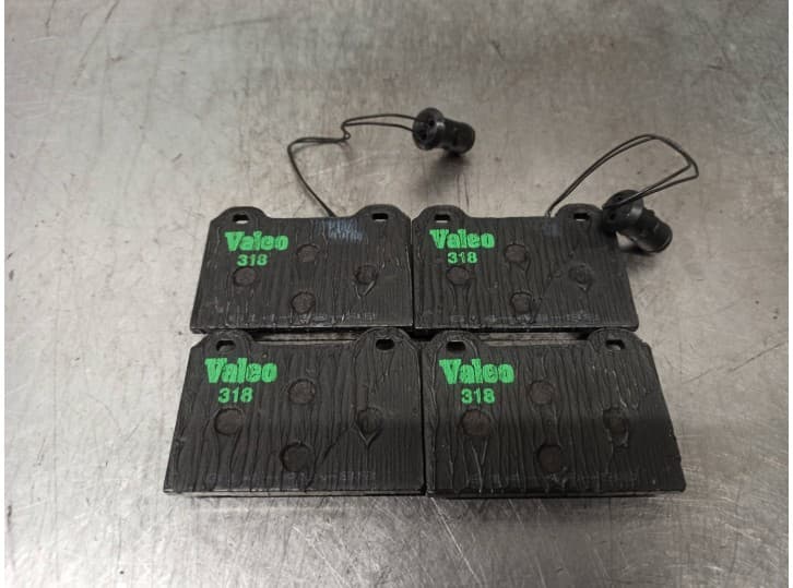 Recambio de pastillas de freno para » otros... amingo 2.0 referencia OEM IAM 598117  VALEO