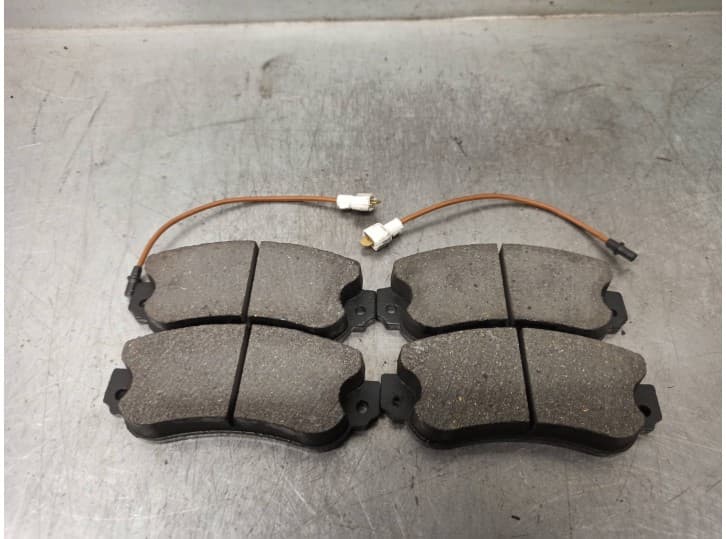 Recambio de pastillas de freno para seat ronda referencia OEM IAM FD673A  VALEO 2