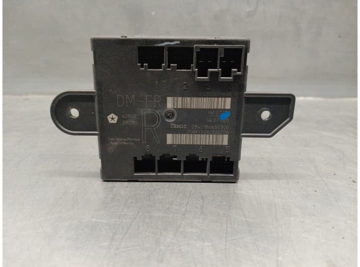 Recambio de modulo confort para dodge journey 2.4 referencia OEM IAM 05026596AA  TEMIC 2