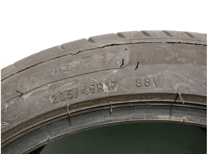 Recambio de neumatico/s para citroën c3 ii (sc_) 1.6 hdi referencia OEM IAM 20545R1788V 4