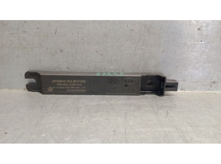 Recambio de antena para kia ev6 (cv) 77 referencia OEM IAM 95460CN100  2302080622B