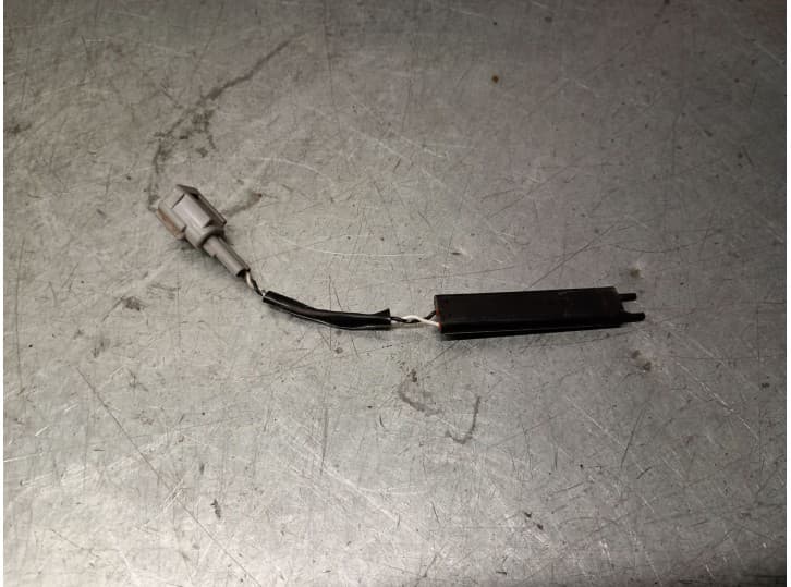 Recambio de antena para toyota corolla (_e12_) 1.4 d (nde120_) referencia OEM IAM 1ND 1ND