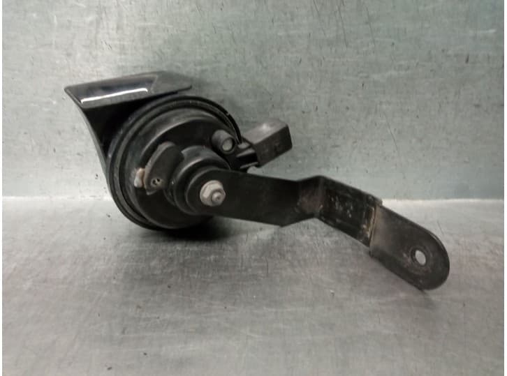 Recambio de claxon para audi q3 (8ub, 8ug) 2.0 tdi referencia OEM IAM 8U0951210 8U0951210 2