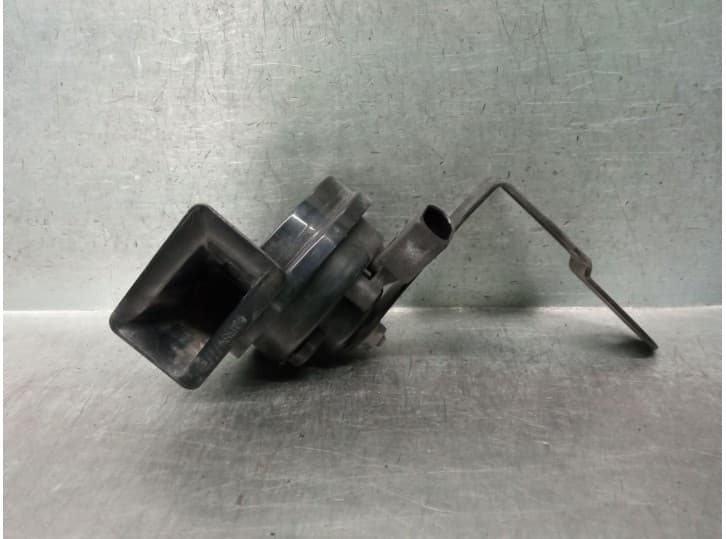 Recambio de claxon para audi q3 (8ub, 8ug) 2.0 tdi referencia OEM IAM 8U0951210 8U0951210 3