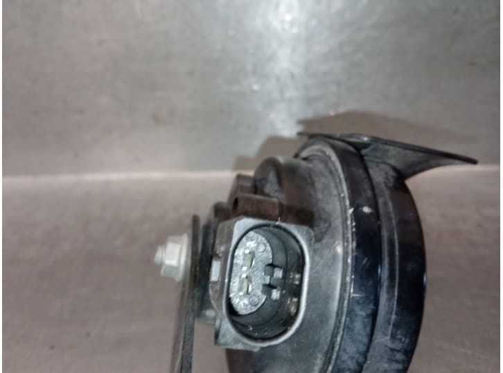 Recambio de claxon para audi q3 (8ub, 8ug) 2.0 tdi referencia OEM IAM 8U0951210 8U0951210 5