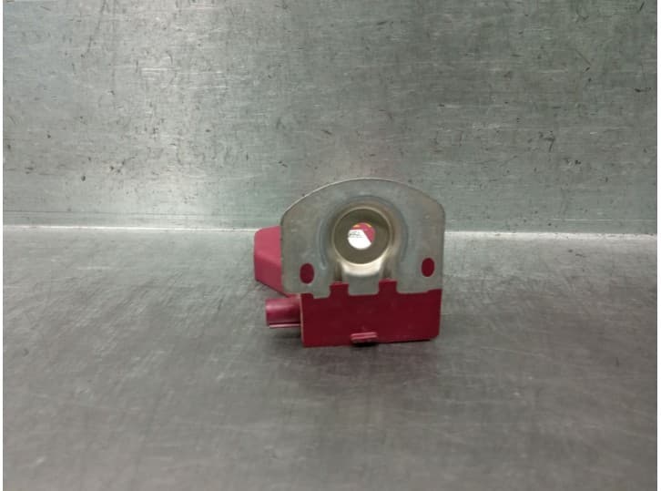 Recambio de antena para audi q3 (f3b) 35 tdi referencia OEM IAM 4M0035507 920391011 4