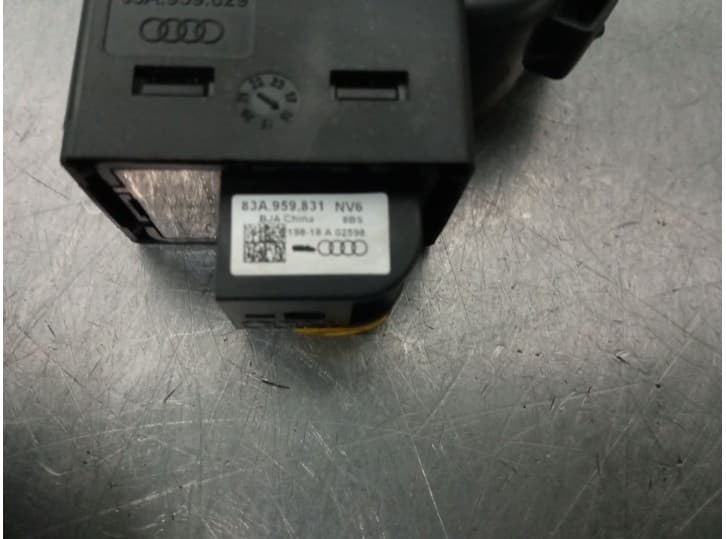 Recambio de interruptor para audi q3 (f3b) 35 tdi referencia OEM IAM 83A959831 83A959831 6