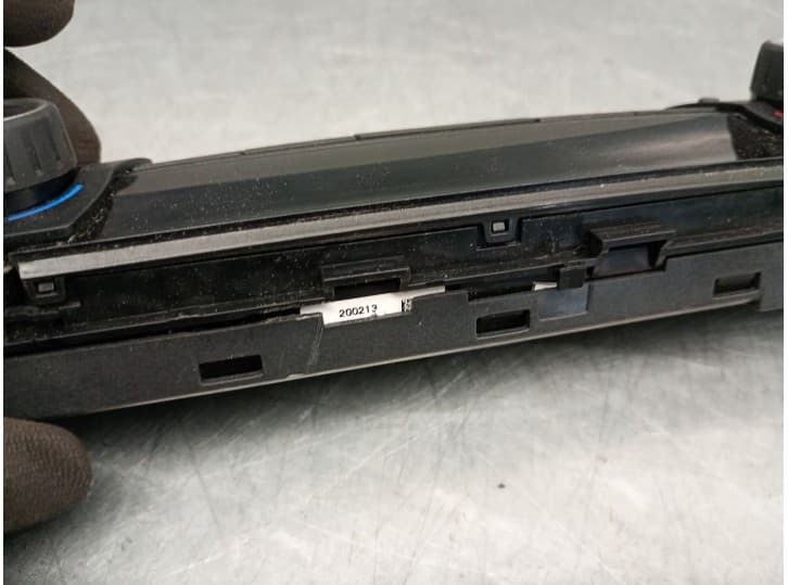 Recambio de mando climatizador para bmw 3 (f30, f80) 318 d referencia OEM IAM E1077593 4