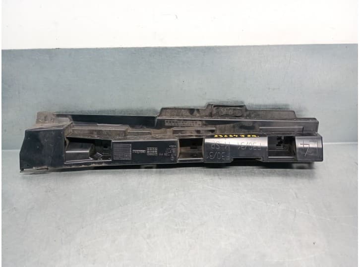 Recambio de refuerzo lateral para bmw 3 (f30, f80) 318 d referencia OEM IAM 51777256919 2