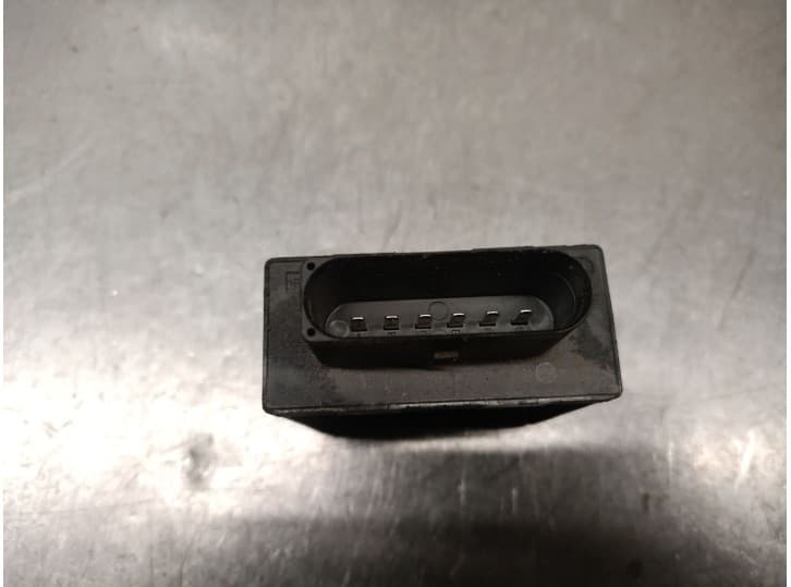 Recambio de rele para audi q3 (f3b) 35 tdi referencia OEM IAM 3Q0906121B 3Q0906121B 3