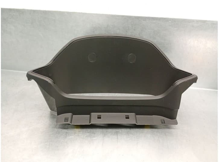 Recambio de moldura para renault captur ii (hf_) tce 90 (hfm6) referencia OEM IAM 682409333R 4