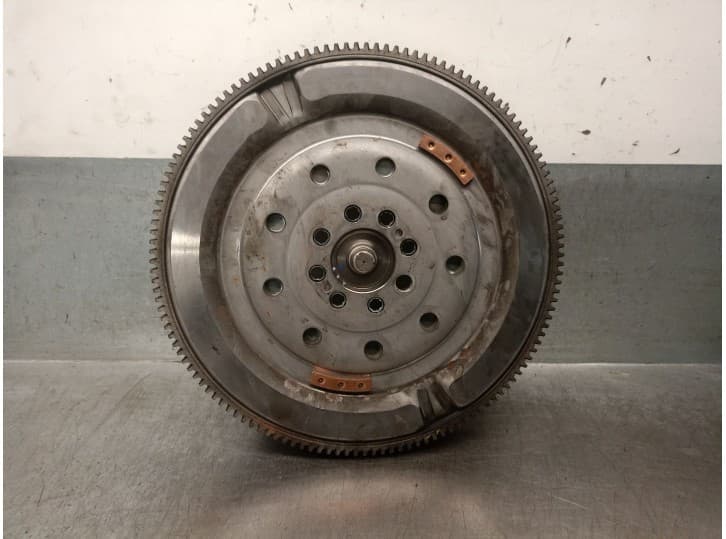 Recambio de volante motor para mg mg hs (as23) 1.5 t (sas23) referencia OEM IAM 15E4E 15E4E 2