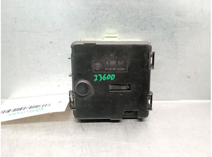 Recambio de caja reles / fusibles para bmw x3 (e83) 2.0 sd referencia OEM IAM 8387547