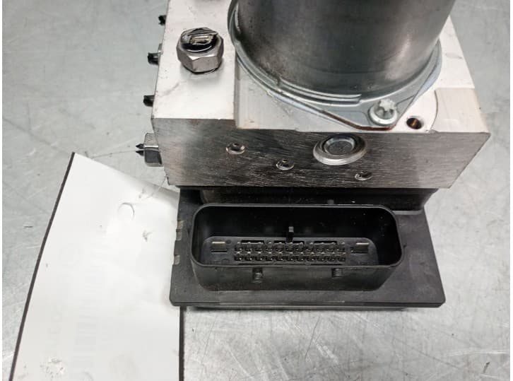 Recambio de abs para bmw x3 (e83) 2.0 sd referencia OEM IAM 34513420395 34513450270 5